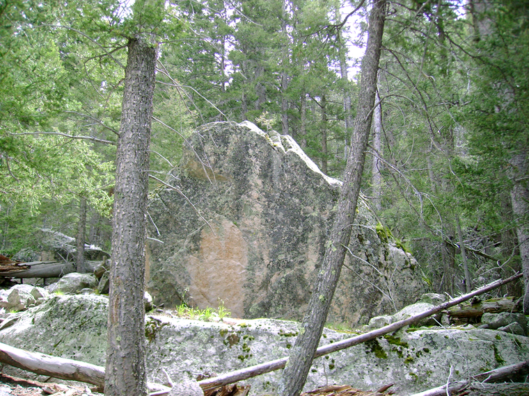High Warm-Up Boulder