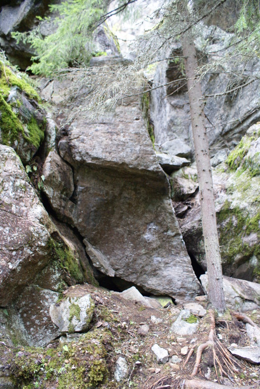 Развал под основным массивом