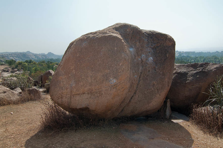 Egg Boulders