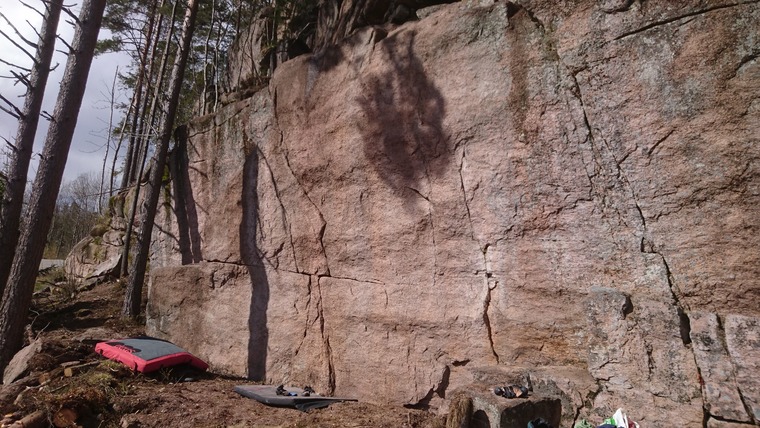 Østveggen venstre del