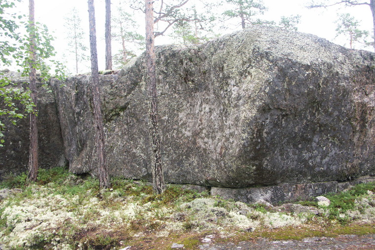 Förkastet (OBS! Hällmålningar)