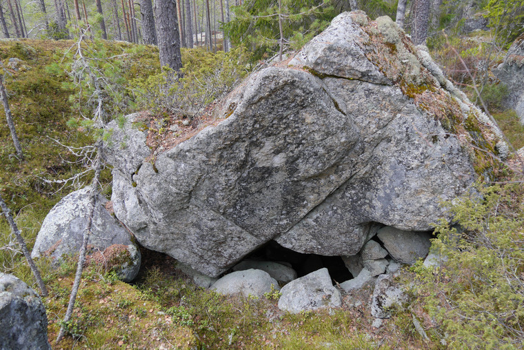 Below ManVsSlab area