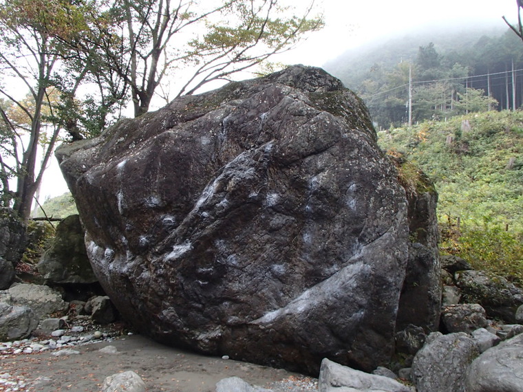 Ninja Gaeshi Boulder