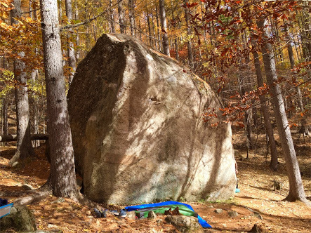 分岐岩 (Bunki Iwa)