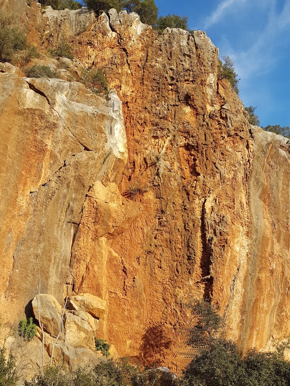 Cava Rossa (CENTRAL)