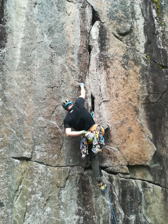 Varjiskäften - Fister Sector