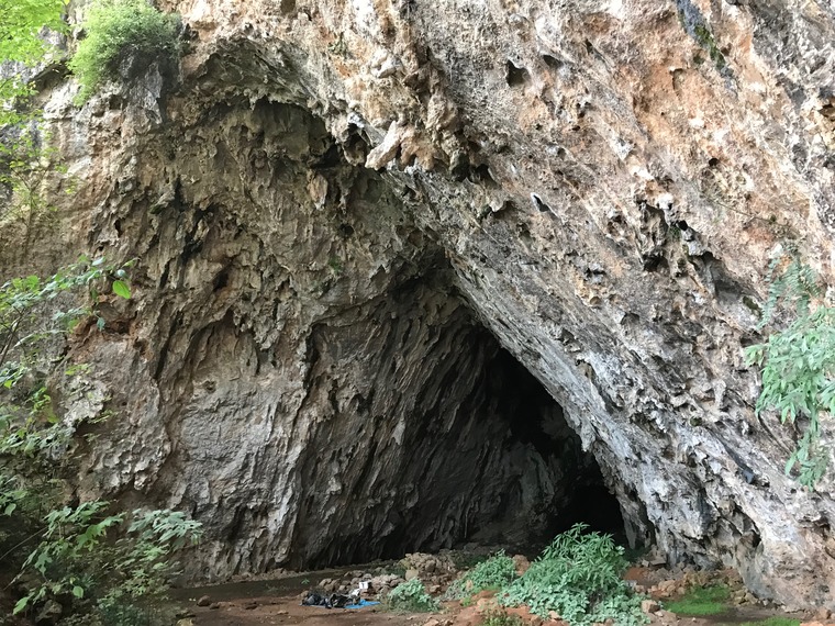 Xiaomoyu Cave