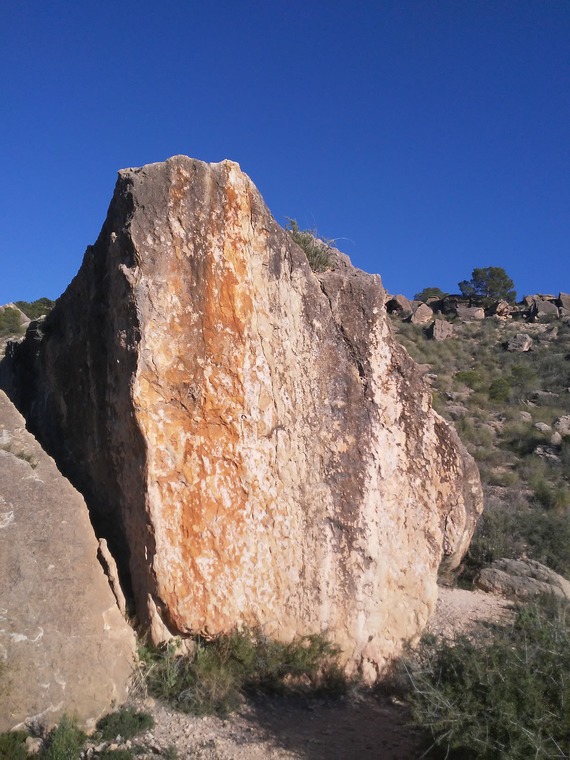 NoName- Ya limpios por otras personas