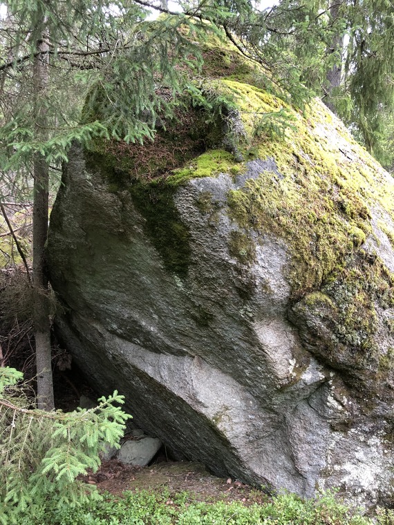 Sektor C Första Stenen