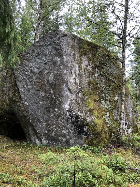 Sektor C Första Stenen