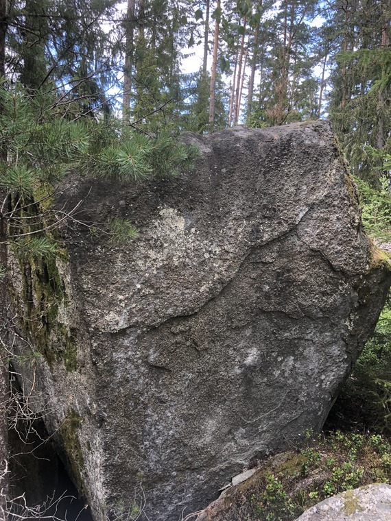 Sektor C Första Stenen