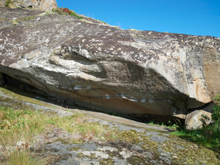 Boulder B (Indian Summer)