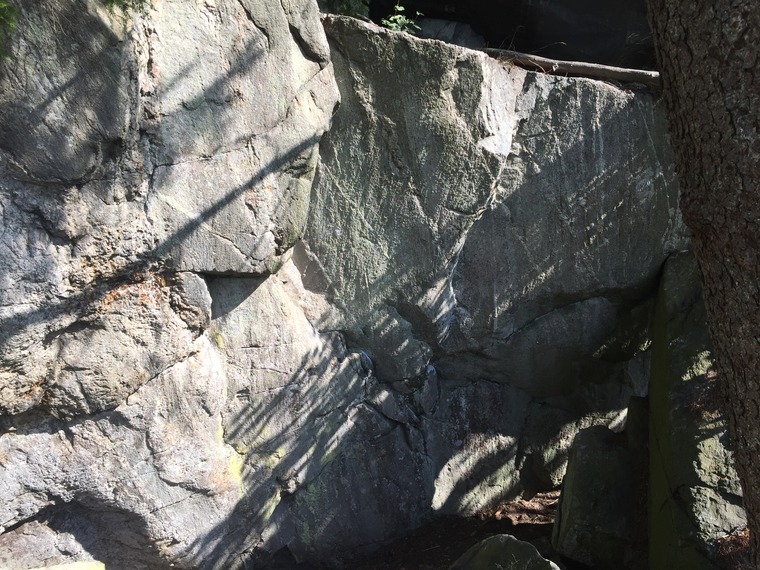 Klöverget - Boulder