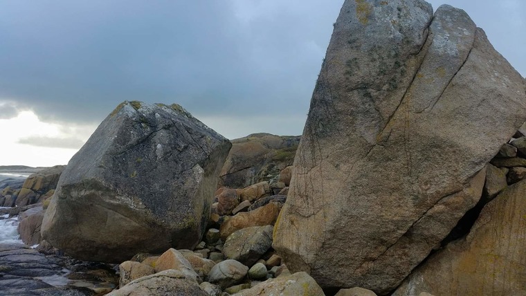 Gurteen Boulders