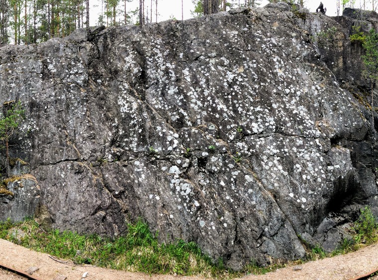 Keiturin kiipeilykallio