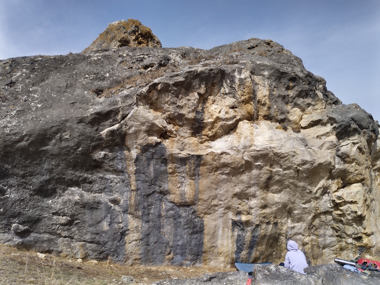 Сверху от дороги