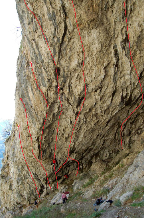 Lyava chast (Left side)