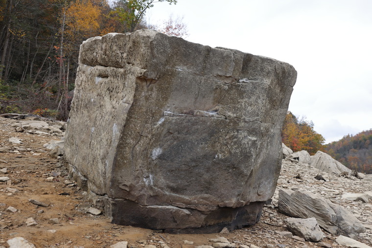 Midnight Zone Boulder