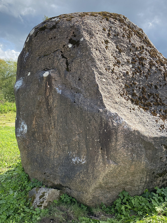 Drobūkščių akmuo