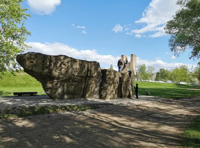 Miejska ścianka wspinaczkowa 