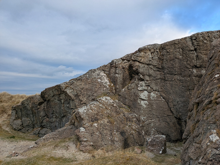 Silver strand crags