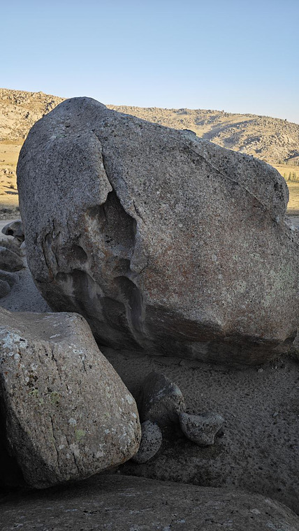 Koytash boulder dream(stone garden)