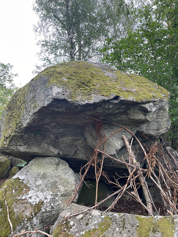 Rönnby/Åshagen boulder