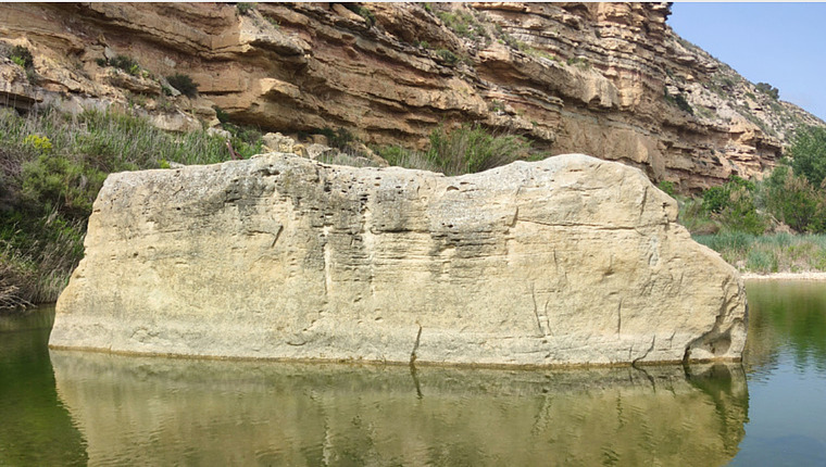 Llidora de Baix (toll)