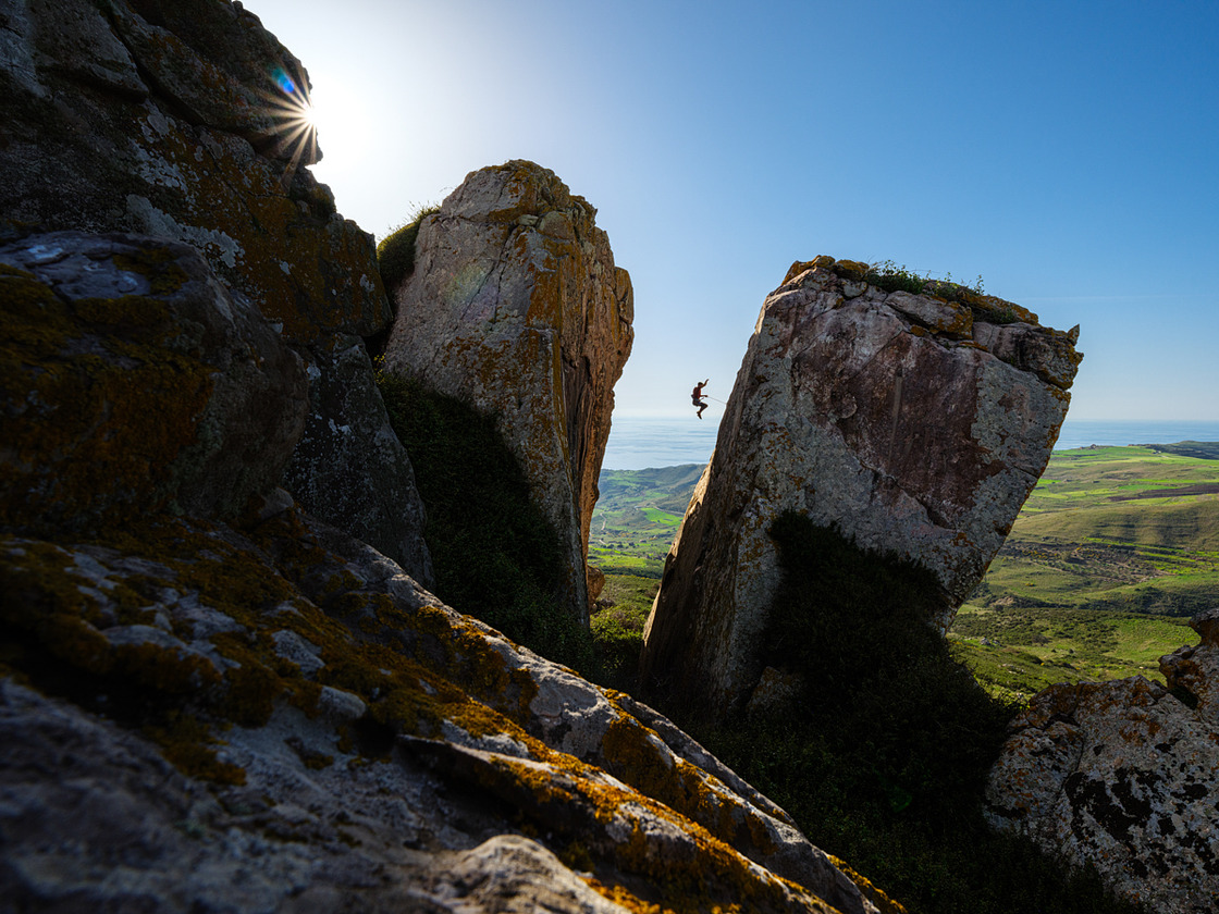 The Best Rock Climbing Destinations and Topos | 27 Crags